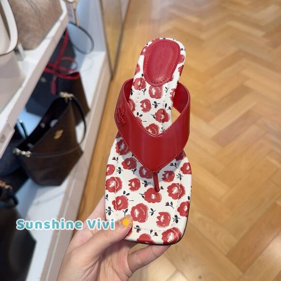 NEW COACH Women's Thong Kitten Heel With Floral Print Bold Red CBM86 US 5.5 - Picture 1 of 8